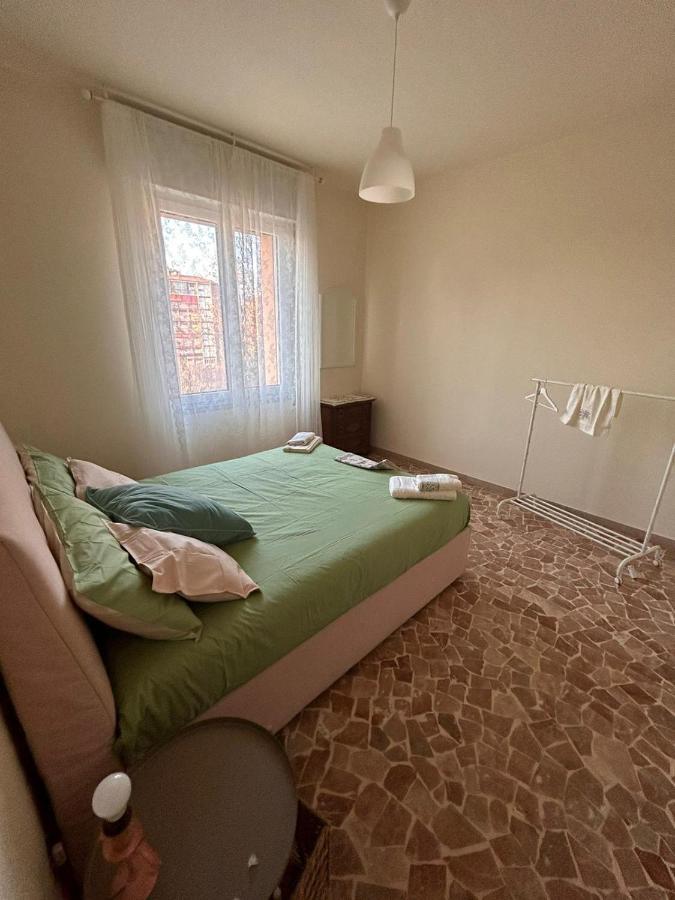 Camere In Appartamento Condiviso Vista San Luca Bolonha Exterior foto